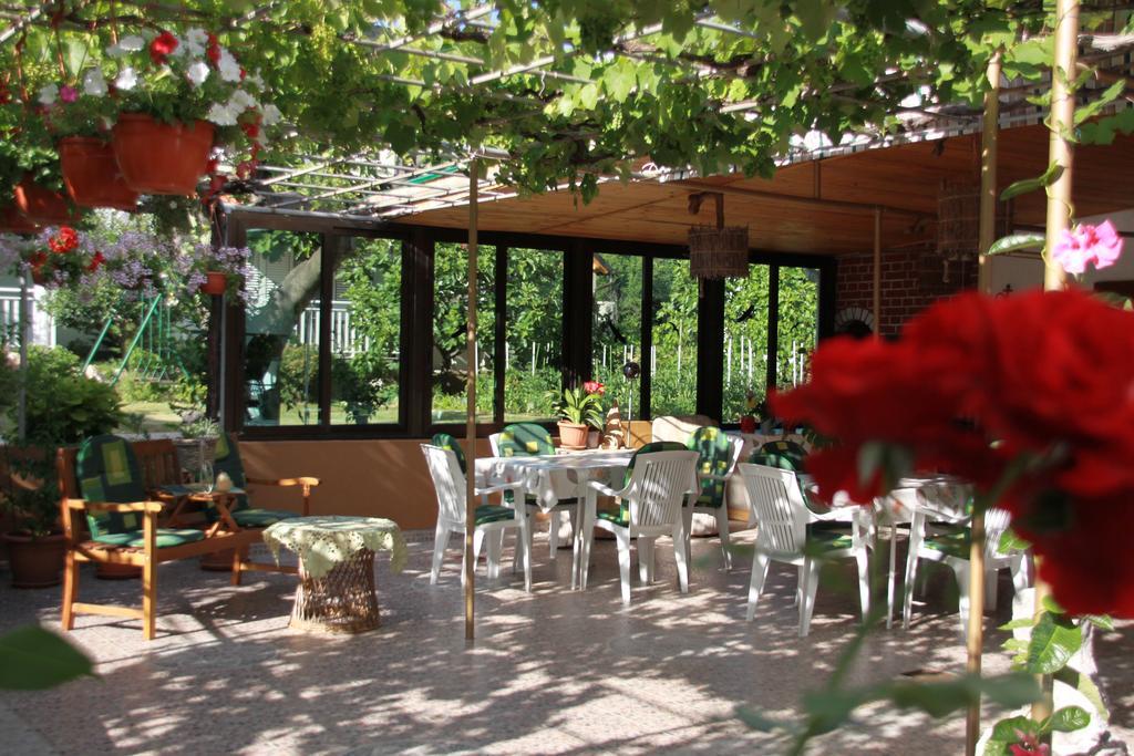 Mediterranean Oasis Apartments Башка Экстерьер фото